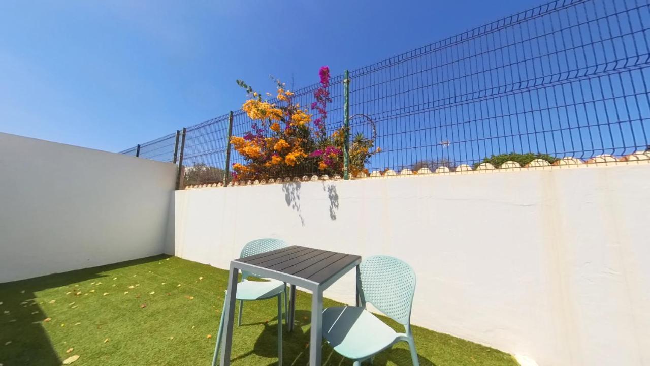كوراليهو Nautico Boutique Apartments, By Comfortable Luxury - Adults Only المظهر الخارجي الصورة